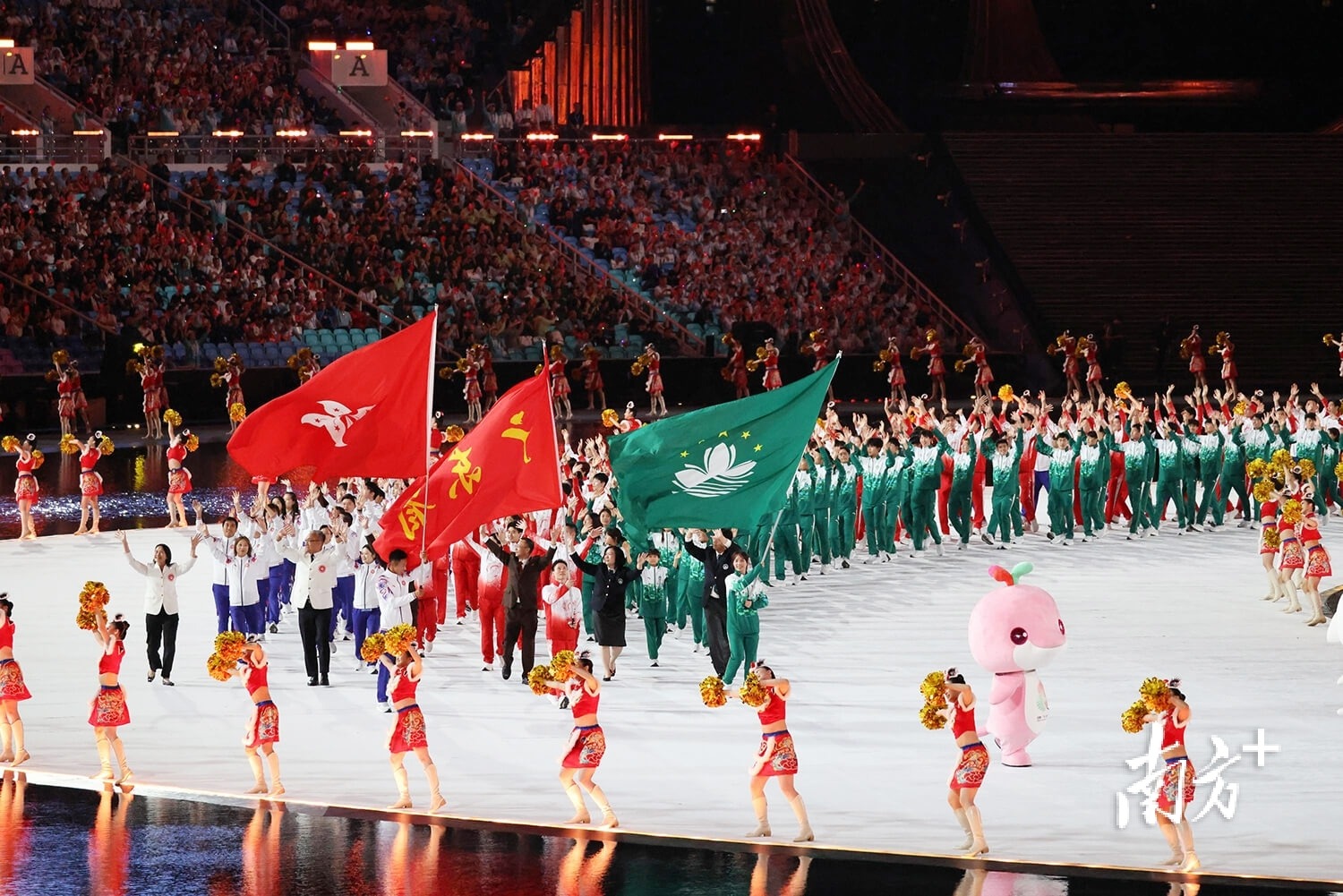 剑南春丨拜仁3-1逆转圣保利，迪亚斯传射，格雷罗、雅克松建功